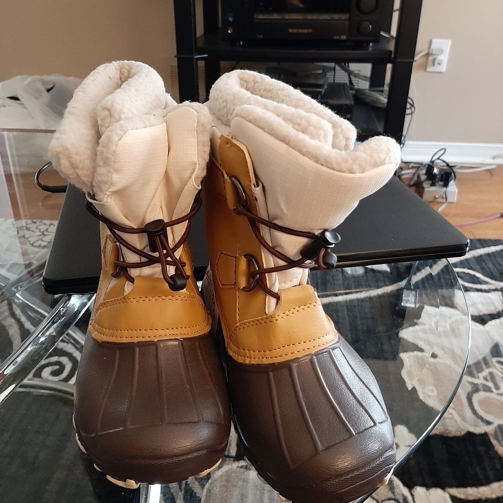 Kids shoes